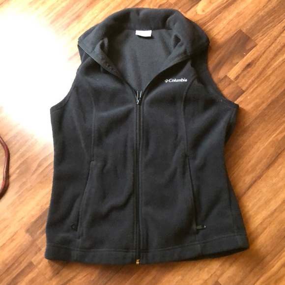 Columbia Jackets & Blazers - Nice women’s vest
